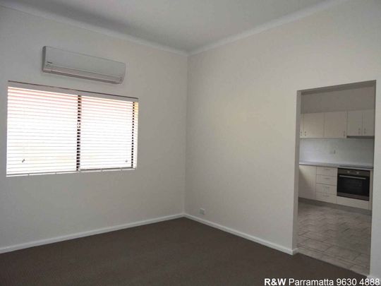 Charming Family Home in Granville - Photo 1