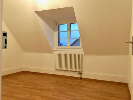 3-ZW à 56 m² zuoberst im 3. OG - Foto 3