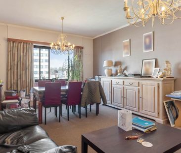 Appartement te huur in Genk voor € 800 met 2 slaapkamers - Photo 2