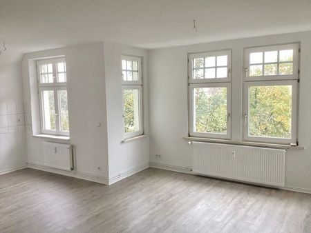 Dachgeschosswohnung mit Charme - Foto 3