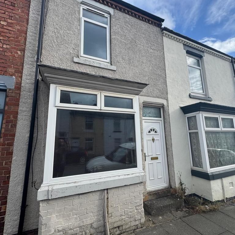 2 bedroom terraced house to rent - Photo 1