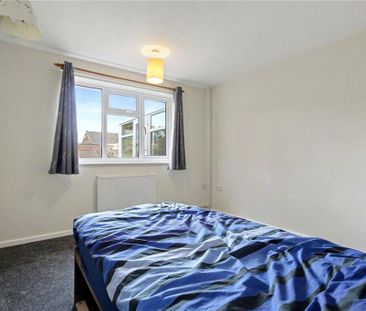 2 bedroom bungalow to rent - Photo 2
