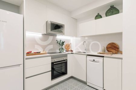 2 bedroom luxury Apartment for rent in Barcelona, Catalonia - Photo 4