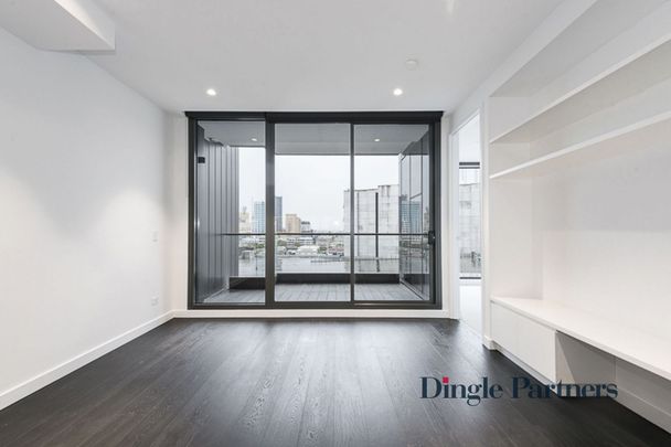 Stylish North-Facing Two-Bedroom Apartment in the Heart of South Yarra - Photo 1