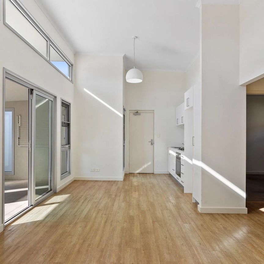 Experience the charm of Erskine living! - Photo 1