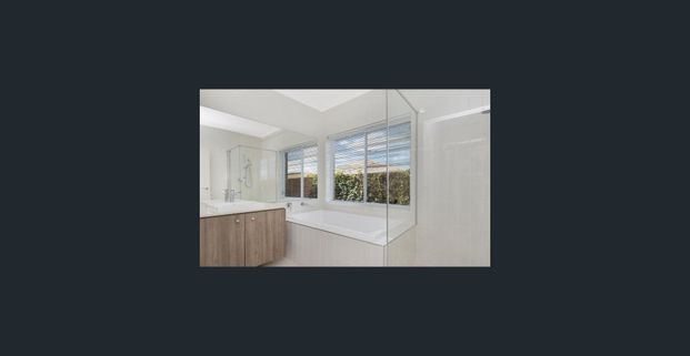 Low Set Home With Private Driveway Entrance. - Photo 1