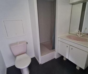 Location Appartement 1 pièce 31m² ST BENOIT 86280 - Photo 2