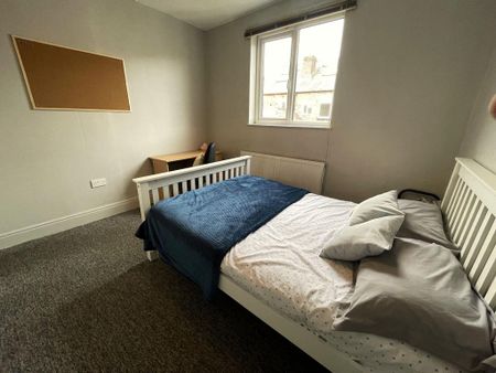 4 bedroom house share to rent - Photo 5