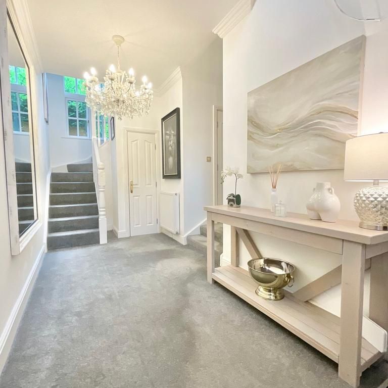 6 bedroom property to rent - Photo 1