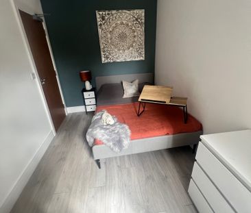 Cassio Road 17CASS - Room 3 - Photo 4