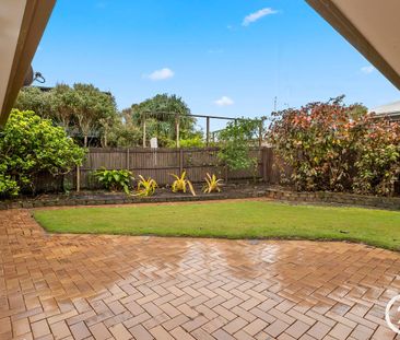 Amazing Renovated Family Home - $1,050 Per Week - Unfurnished - Ava... - Photo 3