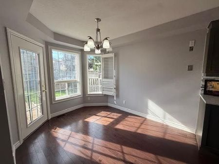 For Lease - 758 Grand Banks Drive, Waterloo, Ontario - Photo 3