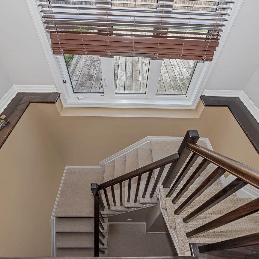 For Lease - 503 Knotridge Street, Orleans - Convent Glen and Area, Ontario - Photo 1