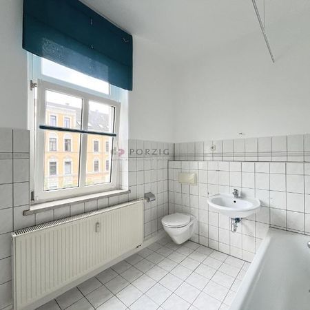 Zwei Zimmer, ein Wow! Frisch renoviert & sofort einziehbereit in Altendorf - Photo 4