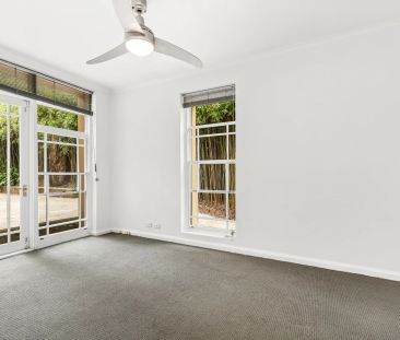 Perfect Family Home - Photo 2