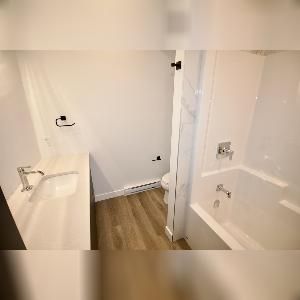 2 Bed 1 Bath Suite Ottewell Home For Rent Edmonton - Photo 5