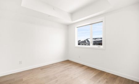 Pine: White Cabinets – 225 Peguis, Winnipeg, MB - Photo 3