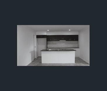 Spacious Four-Bedroom Duplex with Everything You Need - Photo 3
