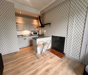 1 Bed Flat, Wardlaw Terrace, EH11 - Photo 3