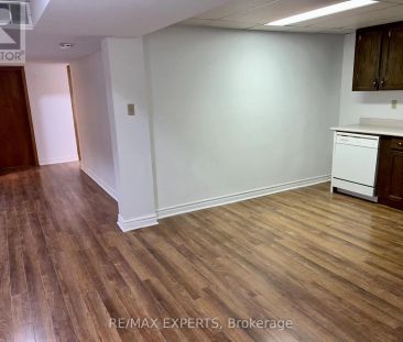 121 JACKMAN CRESCENT - Photo 4