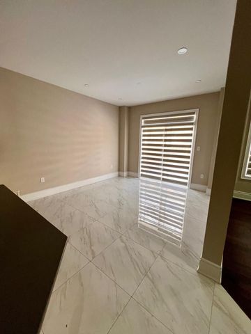 For Lease - 16 Matterhorn Road, Brampton, Ontario - Photo 3