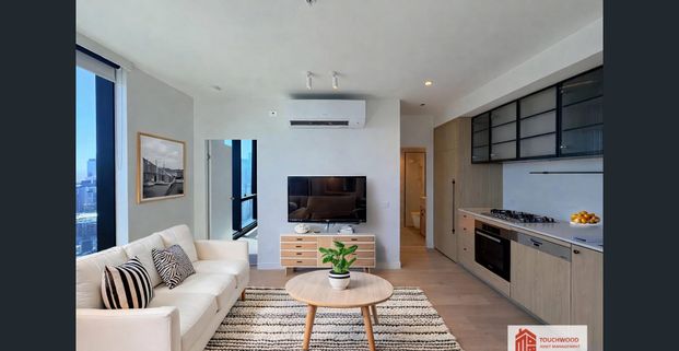 Brand-New Apartment with Panoramic Yarra & City Views!! - Photo 1