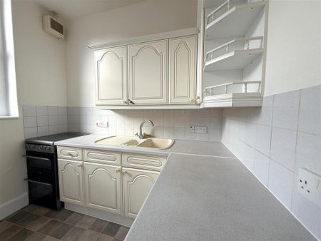 1 bedroom apartment to rent - Photo 2