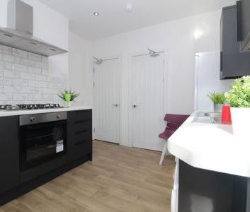 Staniforth Road, S9 - Photo 3