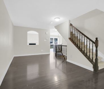 For Lease - 418 Temiskaming Crescent, Barrhaven, Ontario - Photo 6