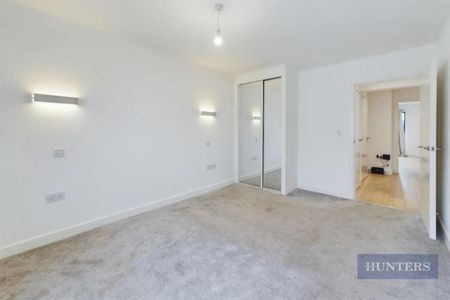 Royal Crescent Apartments, Royal Crescent Road, Southampton - Photo 3