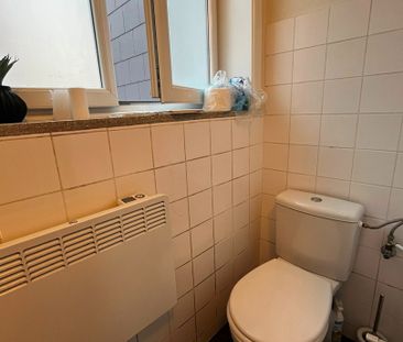 Appartement met 1 slaapkamer in hartje Kortrijk. - Photo 6