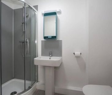 Studio to rent - Photo 2
