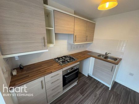 2 bedroom terraced house to rent - Photo 4