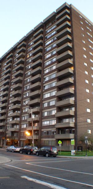Penthouse 3 chambres à louer Côte-Saint-Luc à 5500 MacDonald - Photo 1
