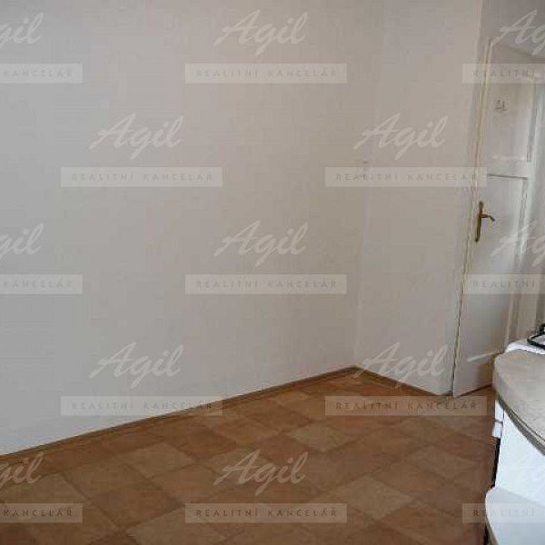 Pronájem bytu 2+1 60 m² - Photo 1