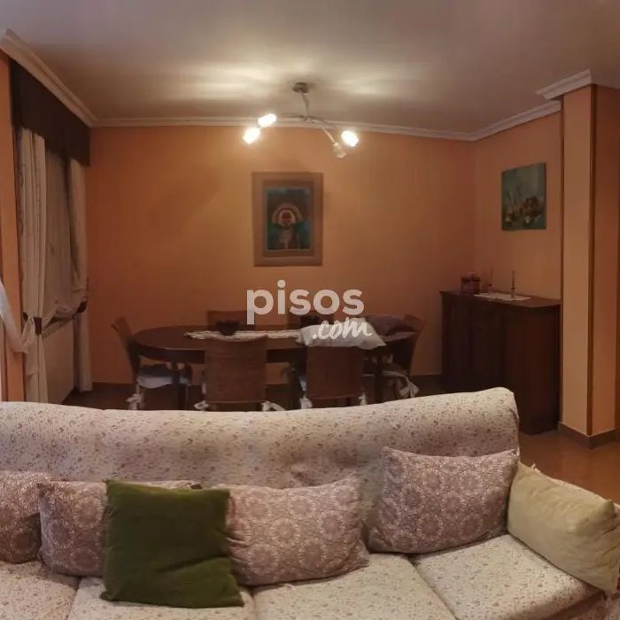 Piso en alquiler en Calle de Huesca - Photo 1