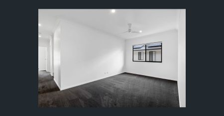 BRAND NEW MODERN FAMILY HOME – WITH 18 kWh SOLAR SYSTEM - Photo 4