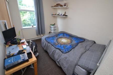 Harrington Drive, Lenton, Nottingham, NG7 - Photo 3