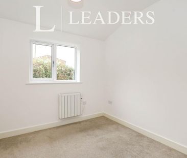 2 bedroom bungalow to rent - Photo 2