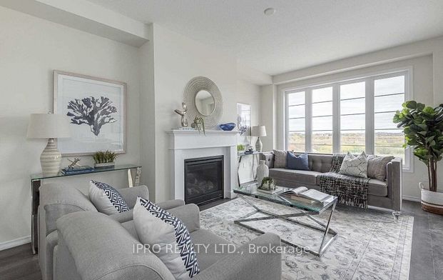 For Lease - 8 Toffee Trail, Hamilton, Ontario - Photo 1