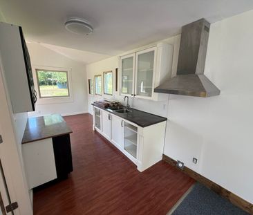 Mobile Home on an Acreage - Photo 2