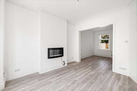 4 bedroom terraced house to rent - Photo 2