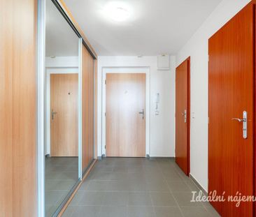 Pronájem bytu 1+kk 43 m2 - Fotografie 5