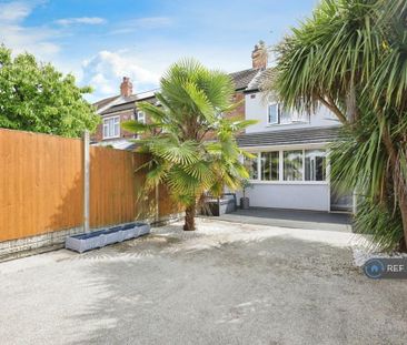 3 bedroom terraced house to rent - Photo 1