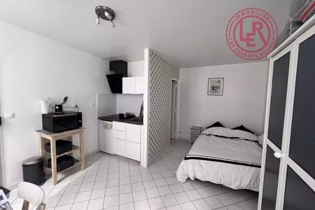 Appartement à louer à Paris 9Ème - Photo 3