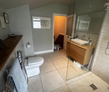2 bedroom House To Let - Photo 3