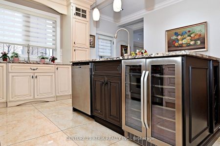 For Lease - 350 Queen Mary Drive, Oakville, Ontario - Photo 5