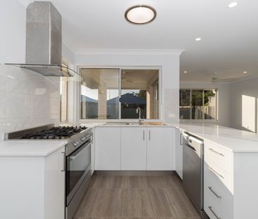 DUPLUX WITH SPACIOUS YARD - Photo 6