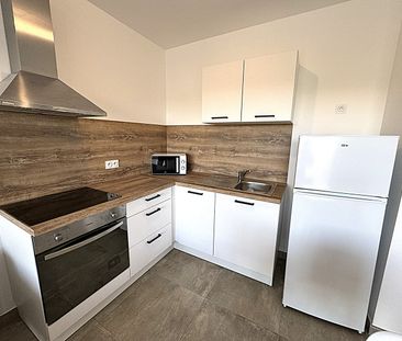 Location Appartement 2 pièces 40m² - Photo 4
