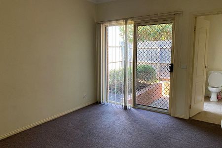 2/46 Patrick Street, - Photo 5